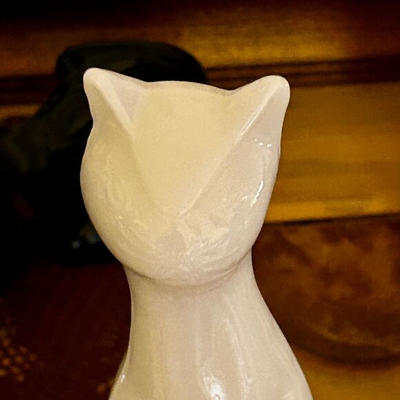 Viking Epic Cat by Mosser Glass – Tuscan Pink – 2025 Limited Run – 8.25" - Picture 2 of 5